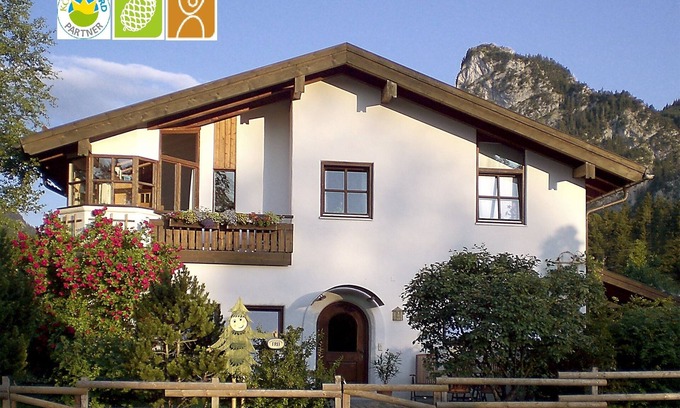 Oberammergau Apartment | You can sleep anywhere, you can live with us .