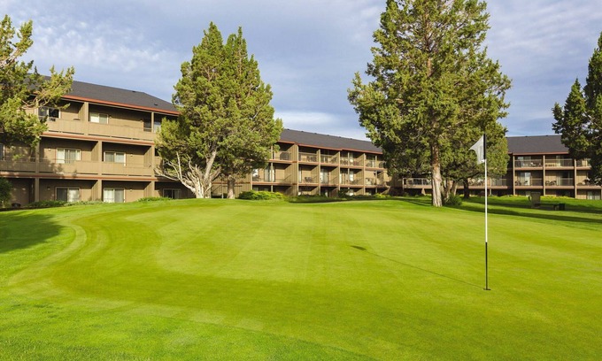 Redmond Resort | You can’t do better than Smith Rock State Park!