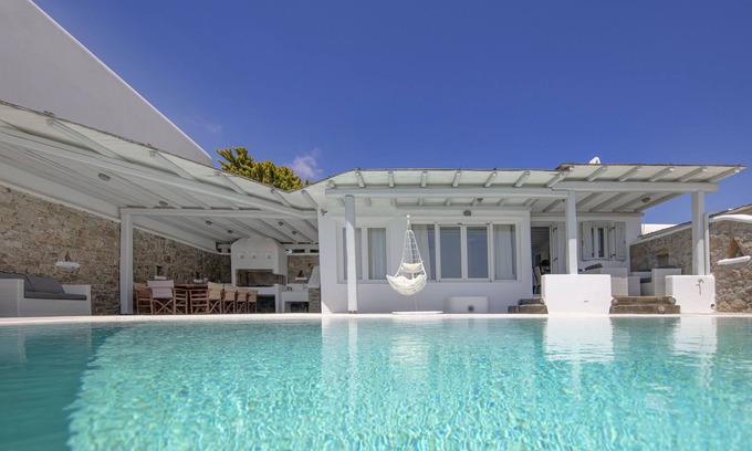 Kalafatis Villa | You Deserve To Experience All This At 5-Star reviews Sea View Villa