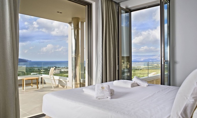 Kissamos Villa | Youphoria Villa Charisma fully private with heated pool and great views