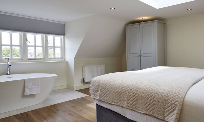 Bristol Villa | Your Apartment | Bristol Redcliffe Parade - No.3