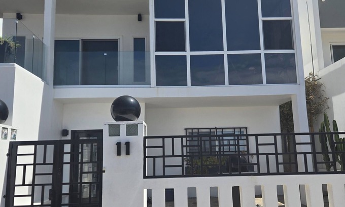 La Fonda House | Your Baja Casa, Entire home in Plaza del Mar, Mexico