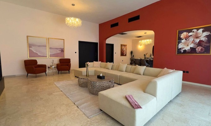Al Danah Villa | Your Dream Oasis: Stunning 5-BR Villa in Al Danah