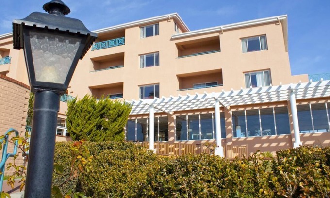 Avila Beach Resort | Your Home Away From Home! 2 Relaxing Units with Kitchen, Pool, Free Parking