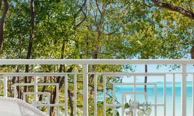 Rock Harbor Hotel | Your Key Largo Adventure Starts Here! 2 Great Units, Pets Allowed