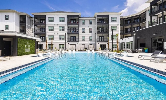 Panama City Beach Condo | Your Panama City Paradise - Modern & Relaxing Stay