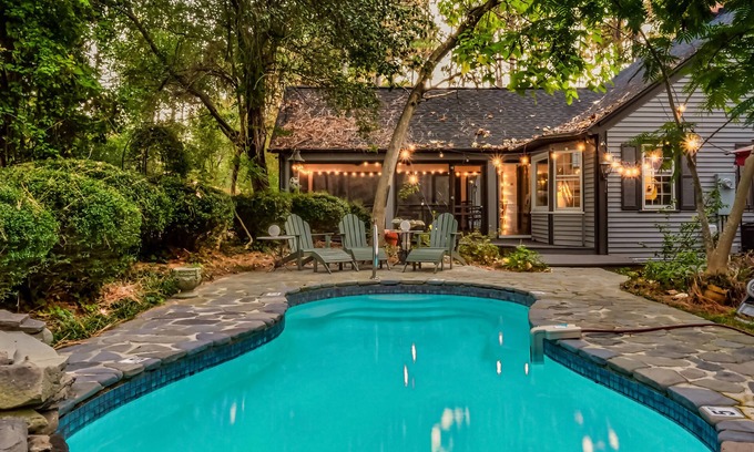Pinehurst House | Your Private Clubhouse with Golf Simulator and Pool