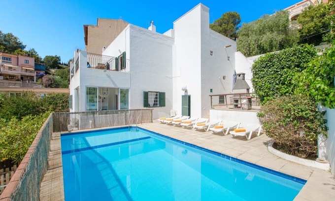 Calamayor Ski Chalet | YourHouse Ca Na Salera, house near Palma with private pool