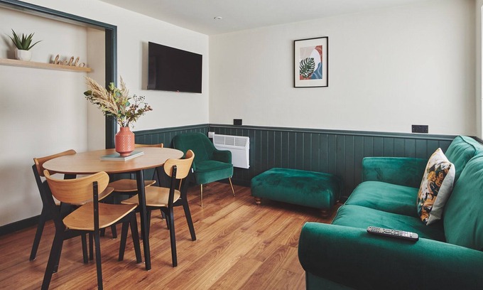 Llanrwst Cottage | Yr Wyddfa Lodge - Luxury Cottages