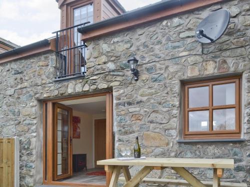 Bodedern House | Ysgubor Myfi - Uk6001