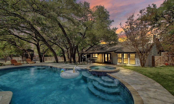 Northview Hills House | Yucca Oasis