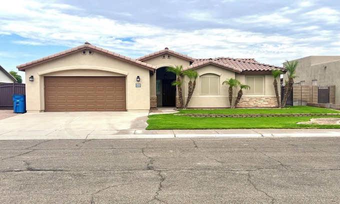 Fortuna Foothills House | Yuma Foothills Family-friendly Home Central location to Lake, Dunes, River, etc.
