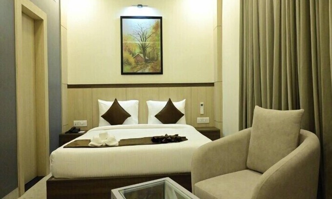 Dumka Hotel | YUVRAJ PALACE