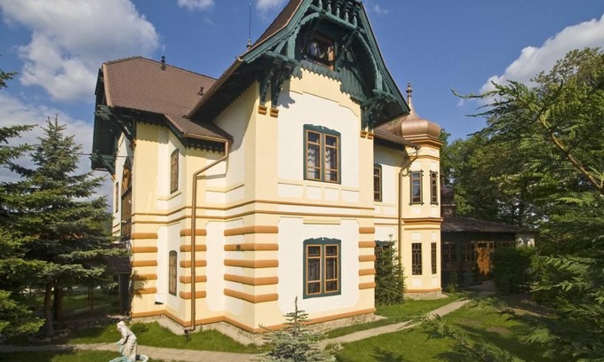 Nitra Villa | Zámok u Grófa