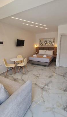 Neoi Epivates Apartment | Z Elegant Studios
