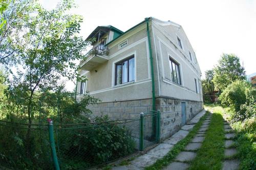Yaremche House | Zabava