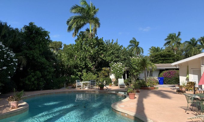 Coquina Sands Apartment | Zen Garden Guest House w Pool n Golf n Beach