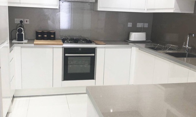 Woodhouse Apartment | Zenobia London Luxury Apartments, apartment 1