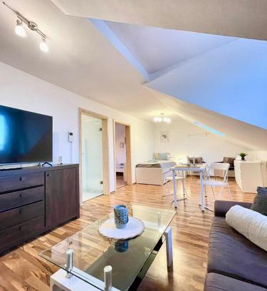 Neuwied Apartment | Zentrales Studio mit Schlafgalerie bis 4 Gäste