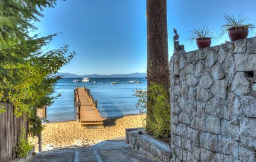 Zephyr Cove House | Zephyr Cove Cabin - Walk to Lake & Beach