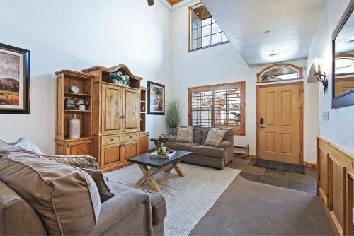 Midway Ski Chalet | Zermatt Villages 722 chalet
