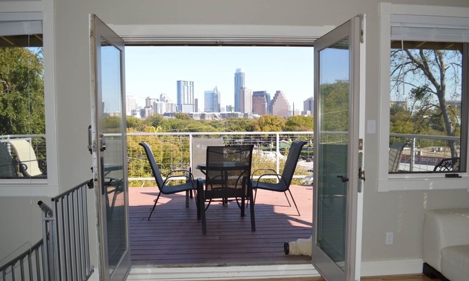Barton Heights House | Zilker, Downtown Austin view