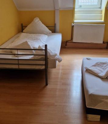 Kaiserslautern House | Zimmer mit eigenem Bad