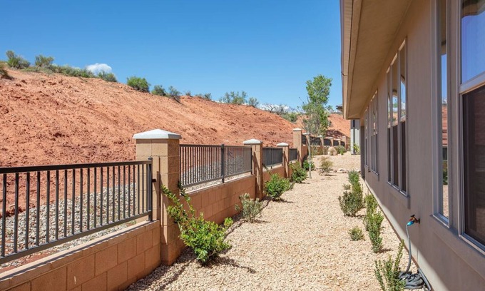 Washington House | Zion Zen Family-Friendly Townhouse With Home Theater and Pool access