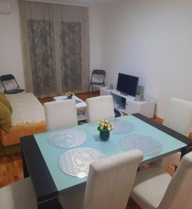 Mladenovac Apartment | ZMAJ lux