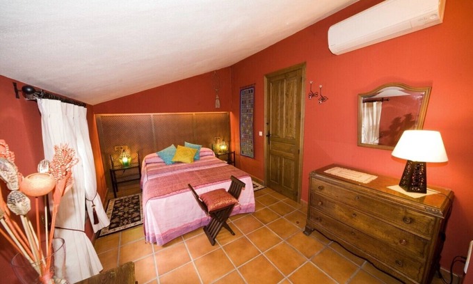 Ronda Apartment | Zuliakhah Suite is ideal for a couple's stay