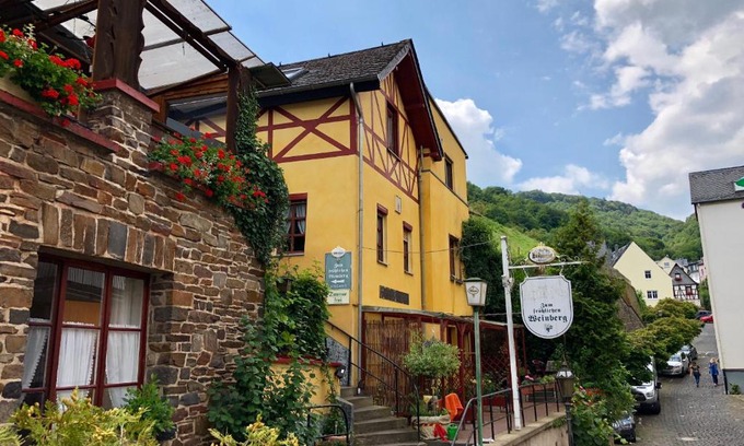 Cochem House | Zum fröhlichen Weinberg