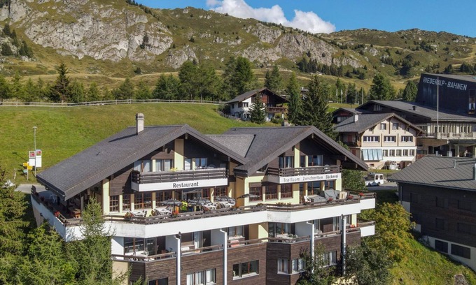 Riederalp Apartment | Zurschmitten 8 2. UG Süd by Interhome