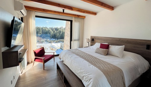 Apartment (River/Mountain View)