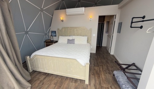King Luxury Dome 7