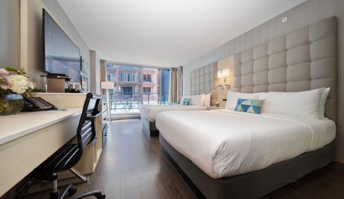 Deluxe Quadruple Room, 2 Queen Beds, Terrace