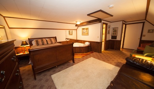 Eagle’s Nest Suite