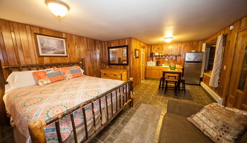 Hummingbird Suite