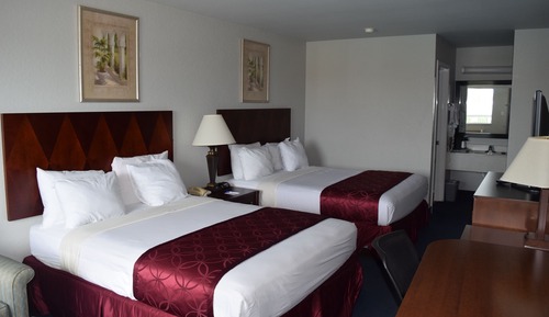 Room, 2 Queen Beds, Smoking