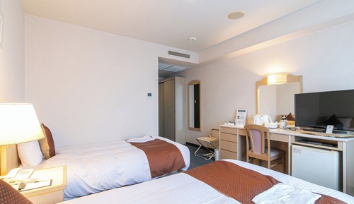 Standard Twin Room, Smoking