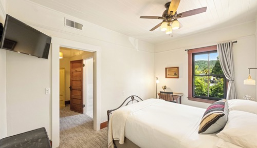 Superior Queen Room, Ensuite (Room 26)