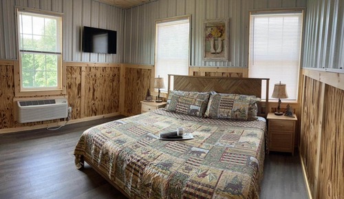 Deluxe Cabin