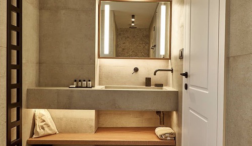 Junior Studio Suite