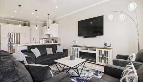 House (4 Bedrooms)