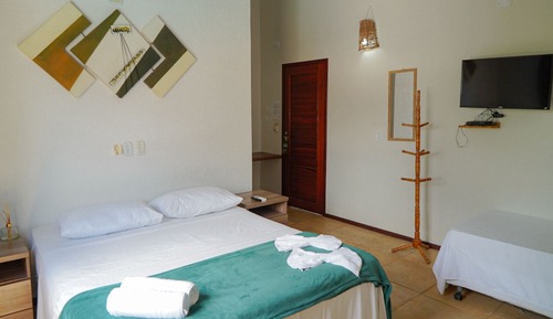 Deluxe Apartment, Courtyard View