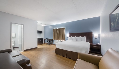 Suite, 1 King Bed, Non Smoking