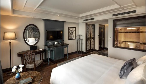 Old Quarter Suite