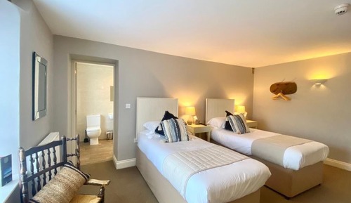 Premier Twin Room