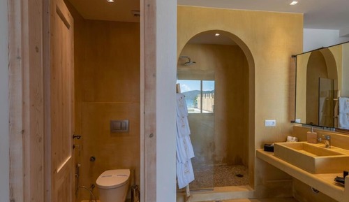 Superior Suite with Sea View and Outdoor Swimming Pool