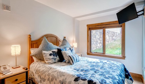 Condo, 1 Bedroom