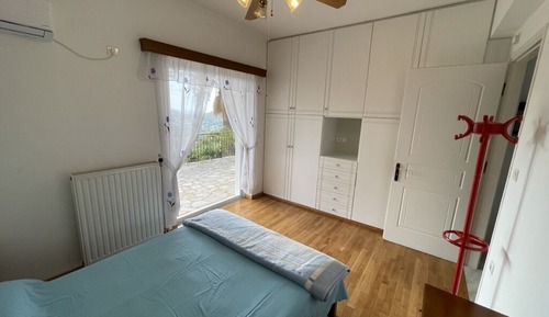 House, 3 Bedrooms, Balcony, Garden View